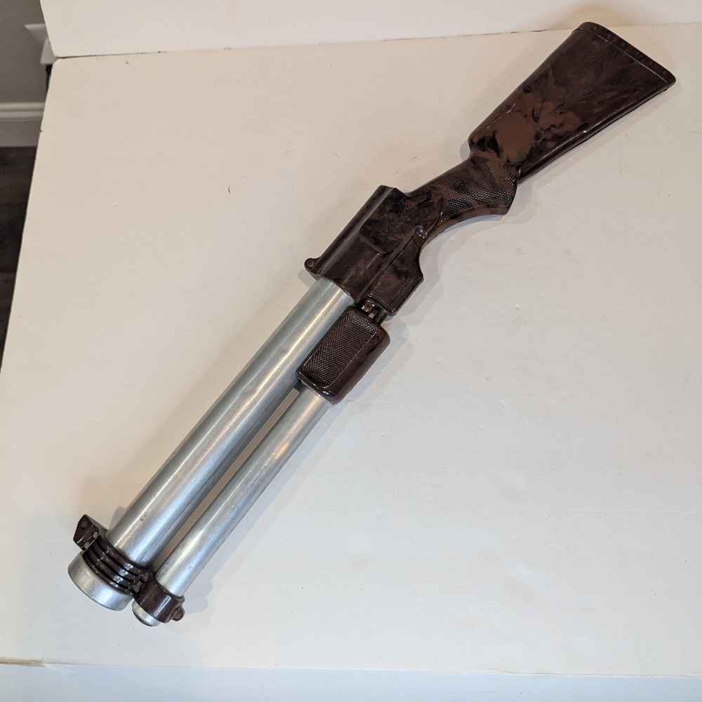 Vintage 1950s  Newell Toy Repeater Air Pump Ping Pong Ball Rifle